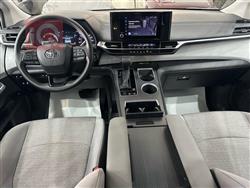 تويوتا سيينا